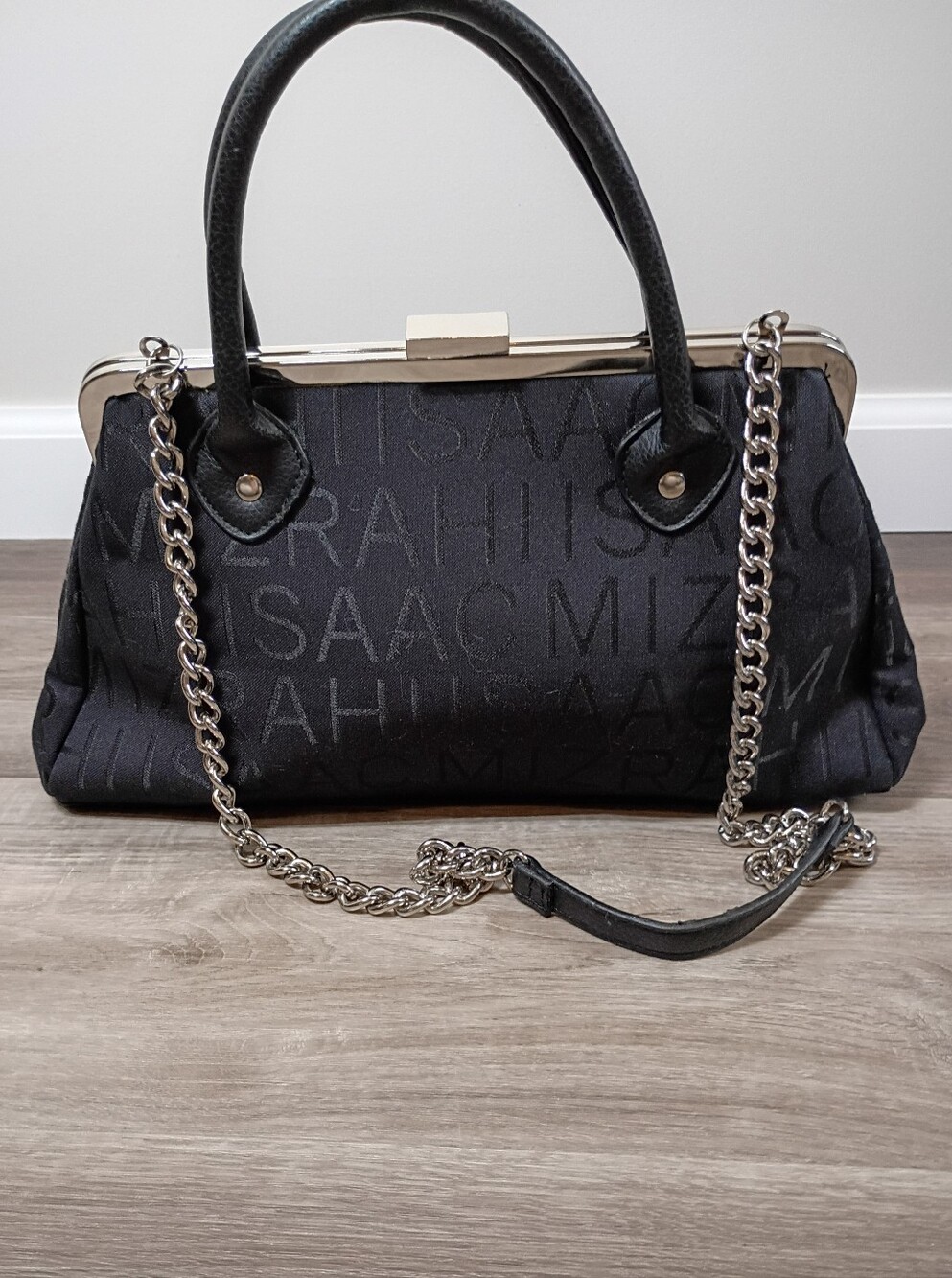 Isaac Mizrahi Vintage Y2K Classic Black Signature Canvas Silver Kisslock Handbag